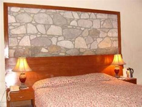 Hôtel Corbett Suman Grand à Corbett National Park Extérieur photo
